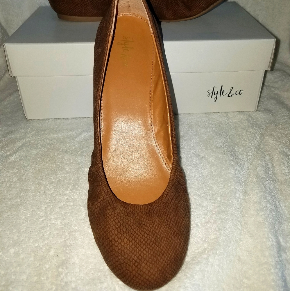 Style & Co Tan Ballet Flats Size 7.5 New